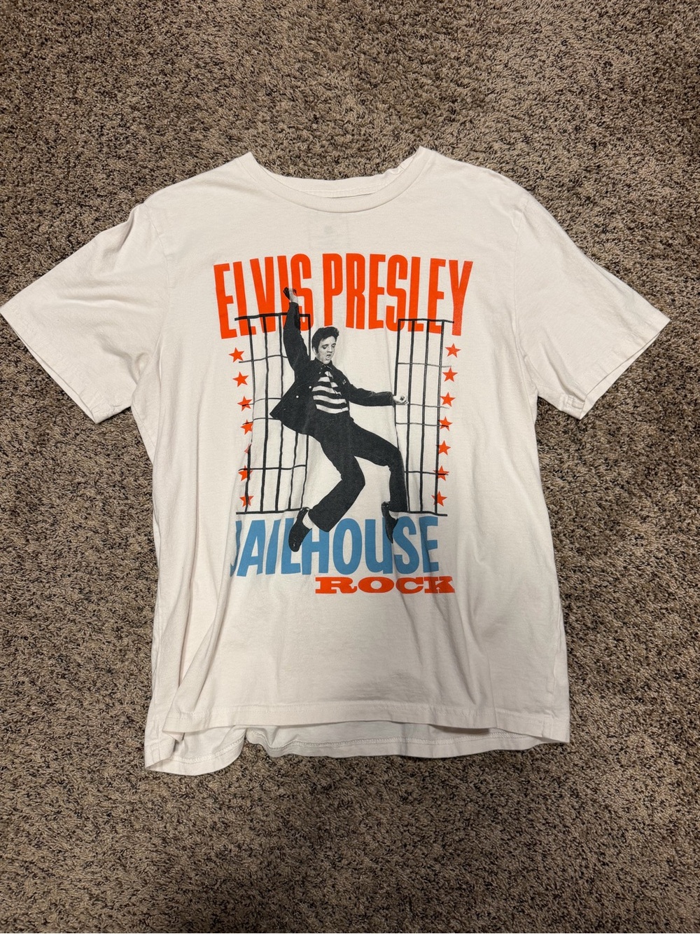 Women’s Elvis Graphic T Size L
